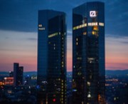 NYT: Od Trumpa se odklání i Deutsche Bank, jeho úvěrový partner