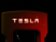Automobilce Tesla vloni poprvé za více než deset let klesl celoroční odbyt Automobilce Tesla vloni poprvé za více než deset let klesl celoroční odbyt