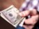 Moody's: 10 % domácností generuje v USA více než polovinu spotřeby, firmy nepřijímají nové zaměstnance Moody's: 10 % domácností generuje v USA více než polovinu spotřeby, firmy nepřijímají nové zaměstnance