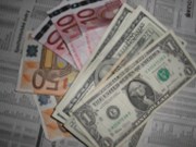 Dolar nemá na čem stavět protiútok, nové impulsy chybějí